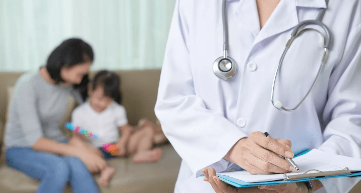 ¿Qué especialista trata las infecciones recurrentes?
